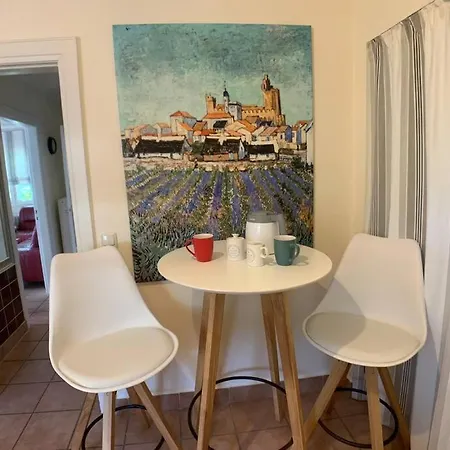 Lage! Charmantes 5 Geh-min V. Holiday home