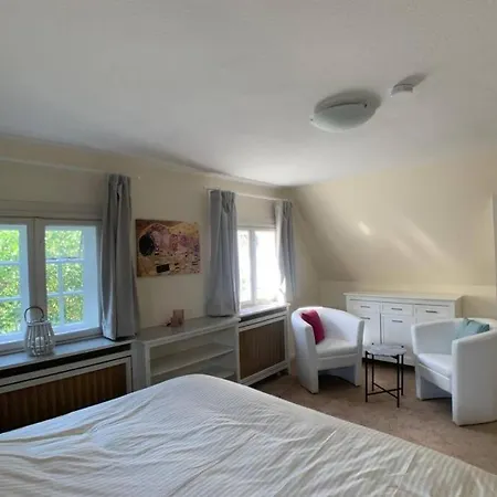 Vakantiehuis Lage! Charmantes 5 Geh-min V. Timmendorfer Strand